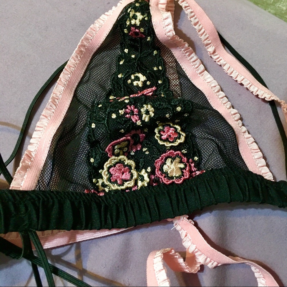 FL&L black & pink embroidered Azalea bralette NWT - Picture 9 of 16
